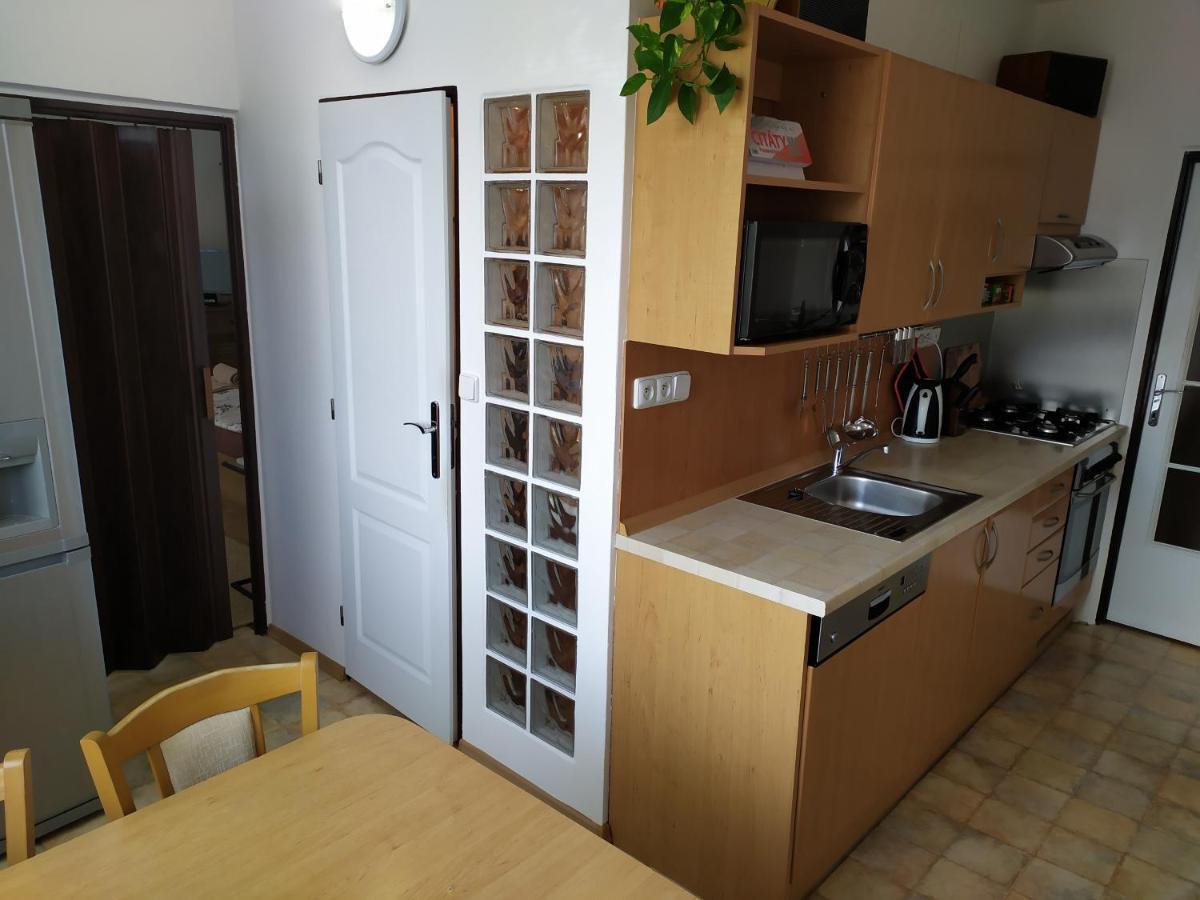 Jan Apartment *